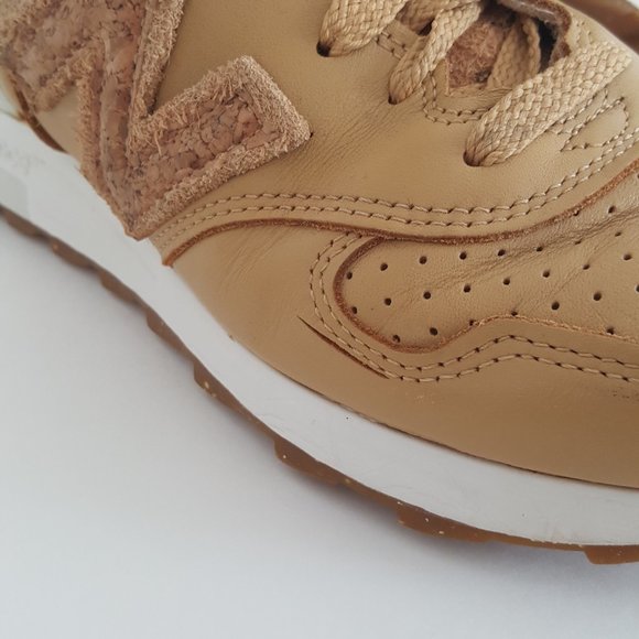 New Balance 1400 Running Sneakers - Picture 8 of 16